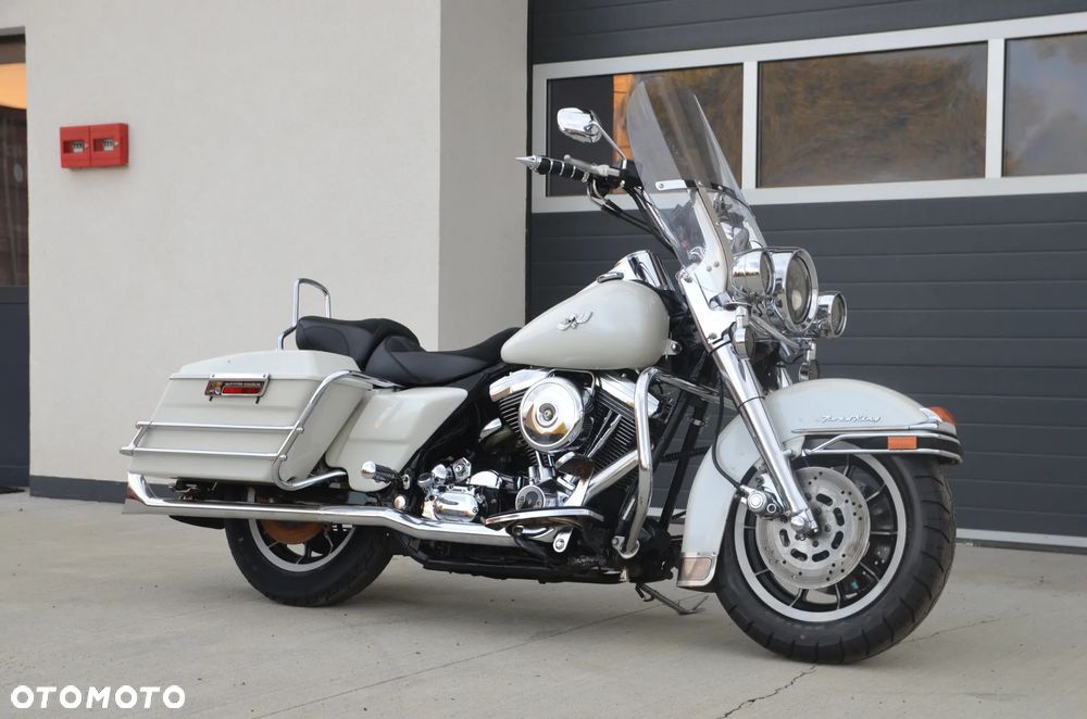 Harley-Davidson Touring Road King - 23