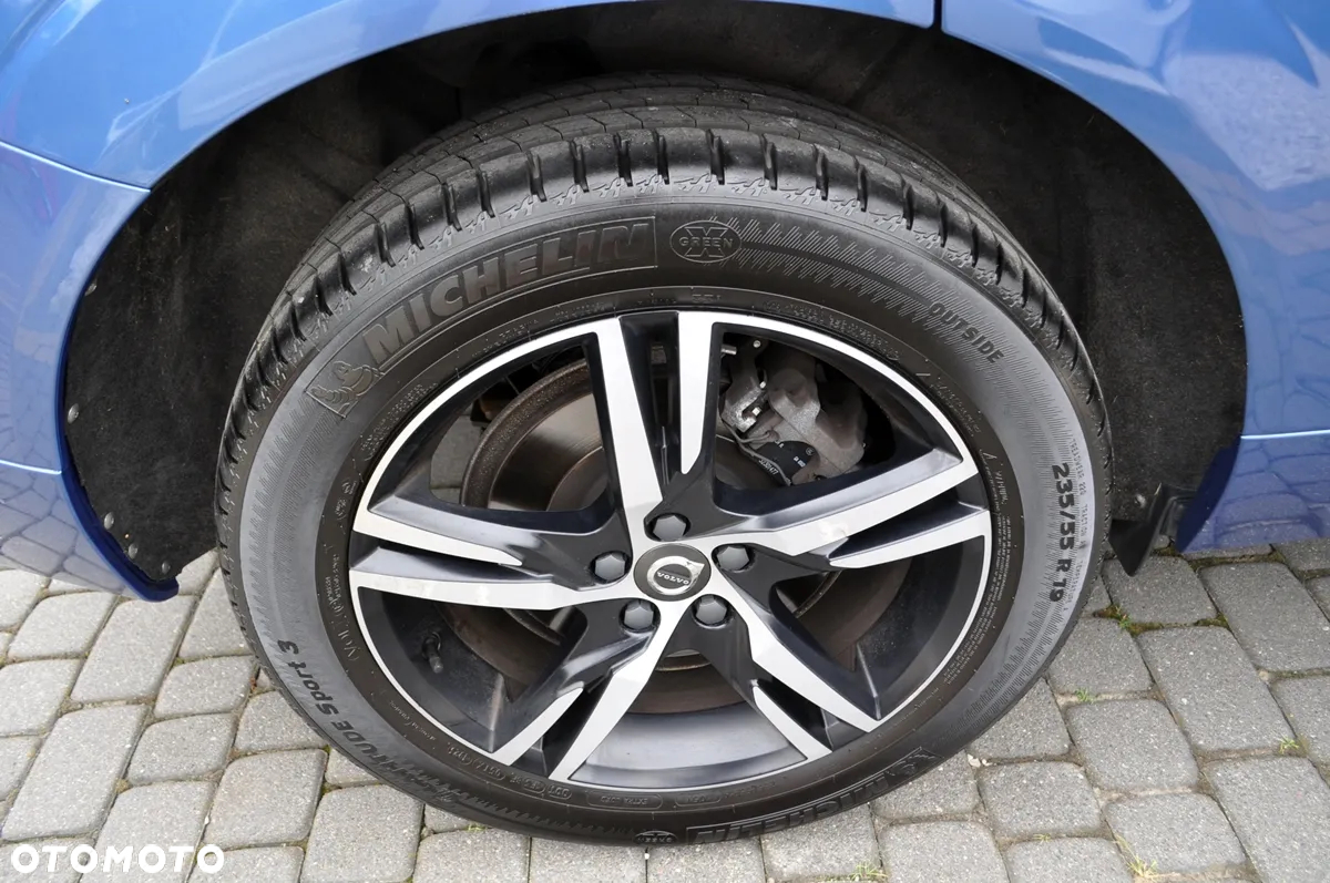 Volvo XC 60 D4 SCR AWD R-Design - 9