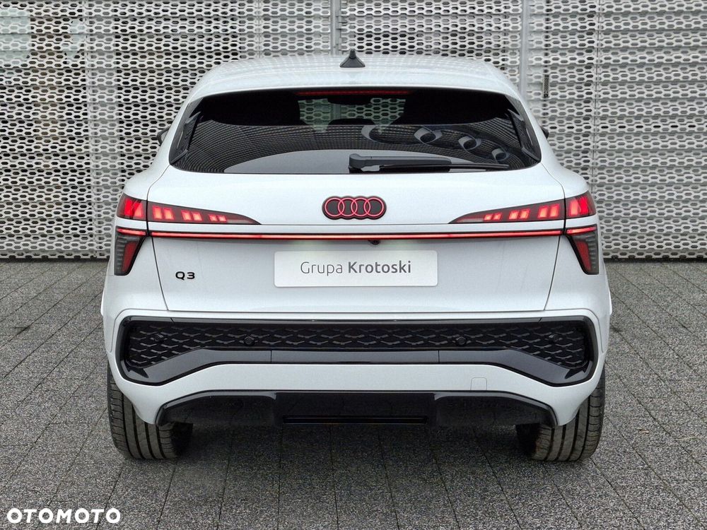 Audi Q3 Sportback - 7