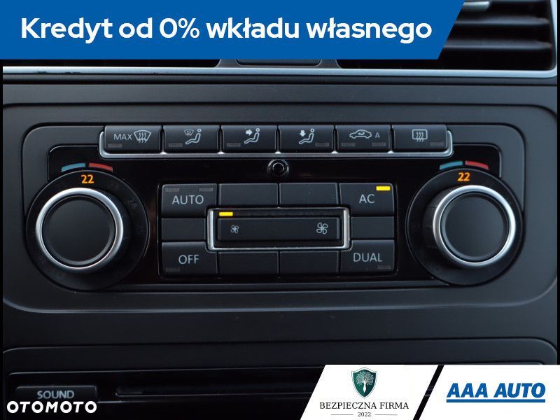 Volkswagen Touran - 14