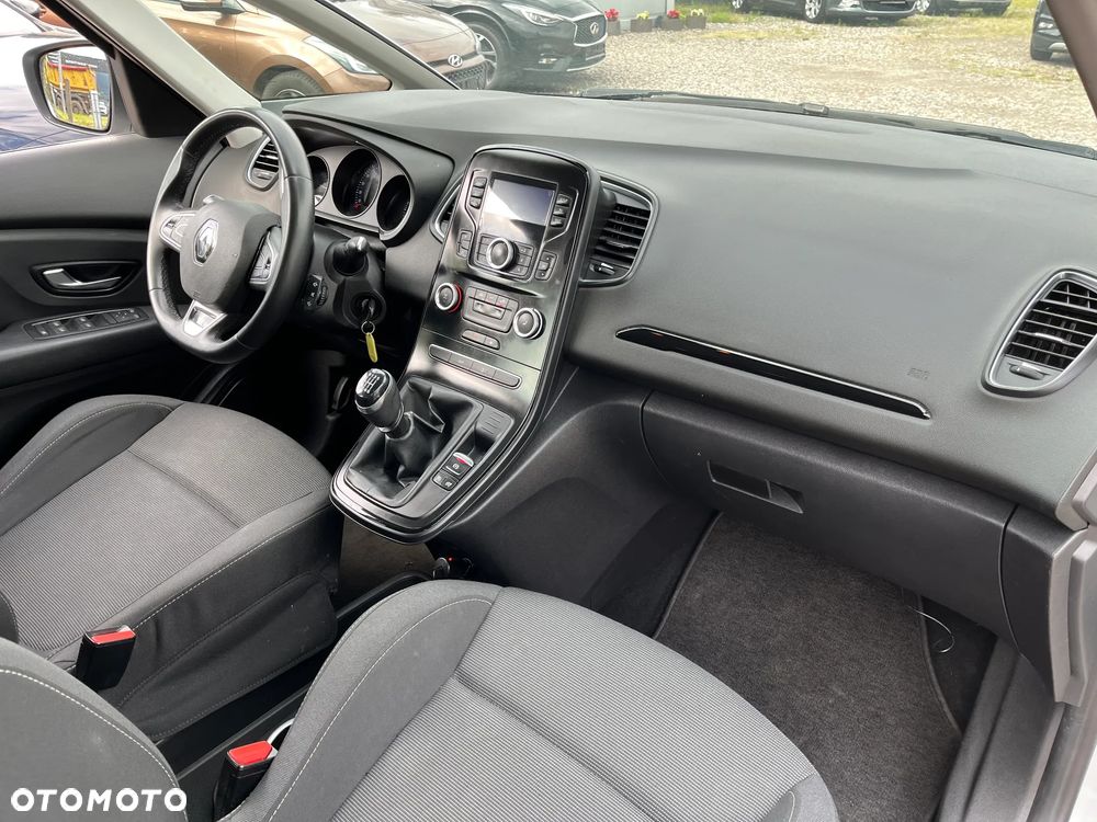Renault Scenic - 29