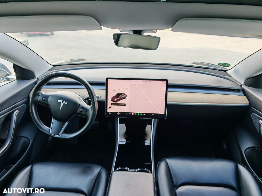 Tesla Model 3 - 18