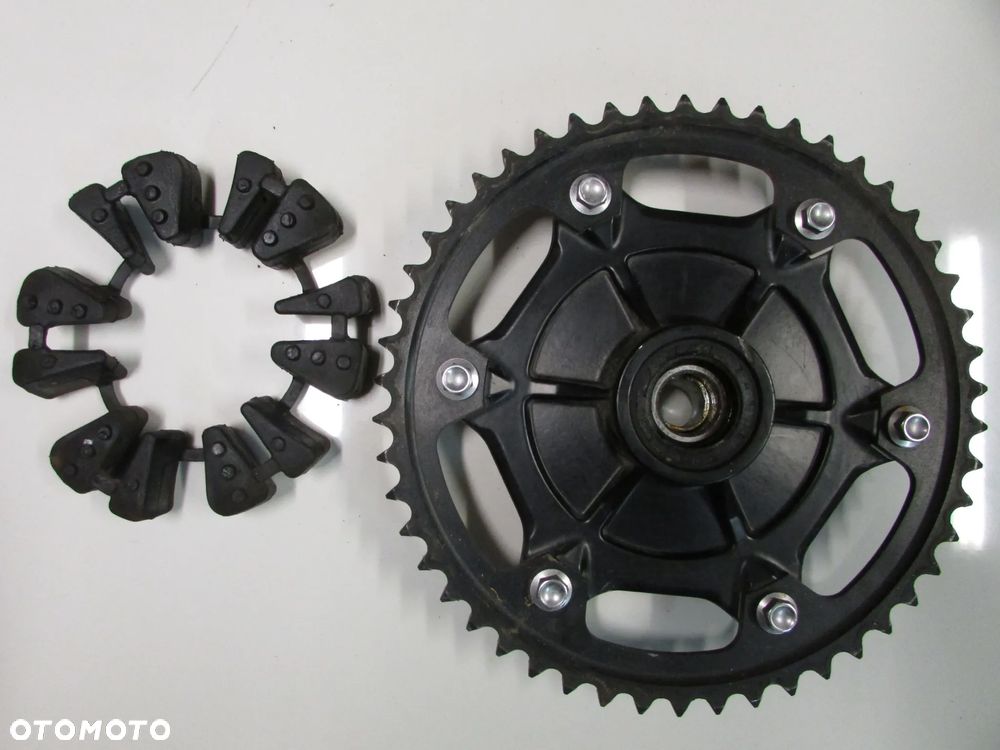 Triumph Tiger 900 20+ zabierak zębatka koła tył - 1