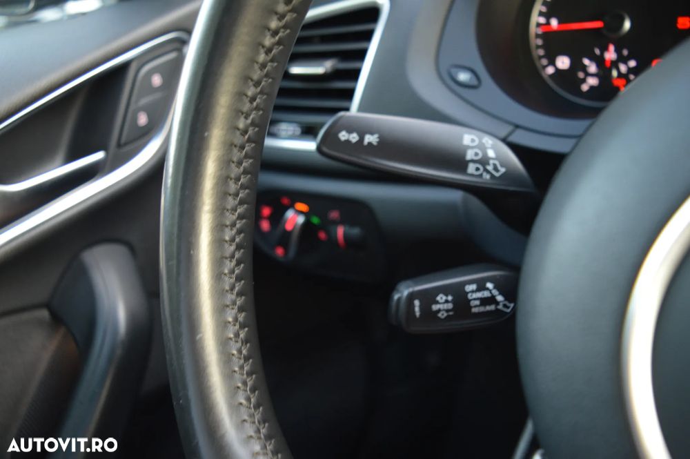 Audi Q3 2.0 TDI Sport - 21