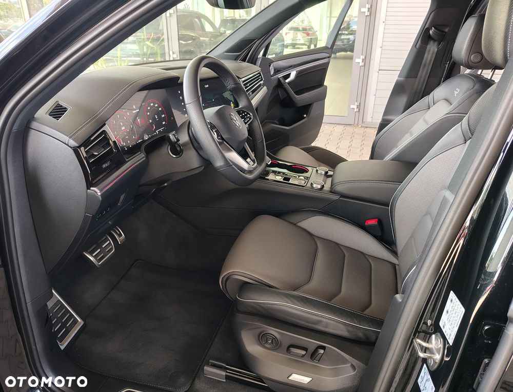 Volkswagen Touareg 3.0 V6 TDI 4Motion R-Line - 16