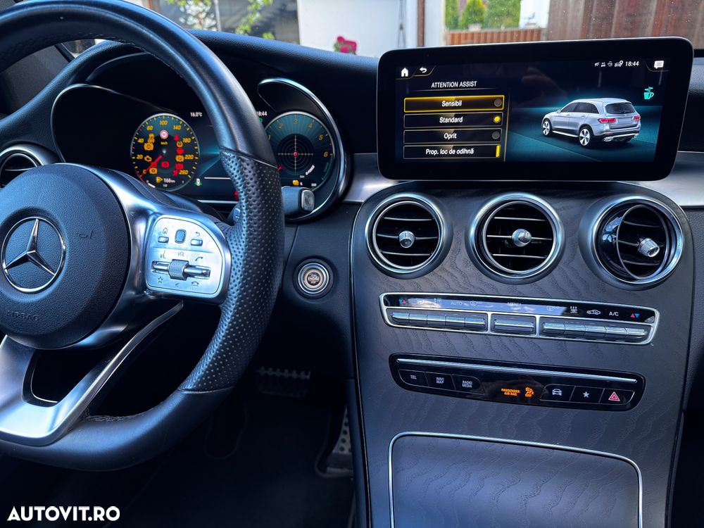 Mercedes-Benz GLC - 12