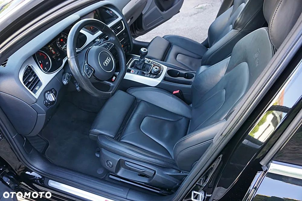 Audi A4 Avant 2.0 TDI DPF clean diesel S line Sportpaket - 18