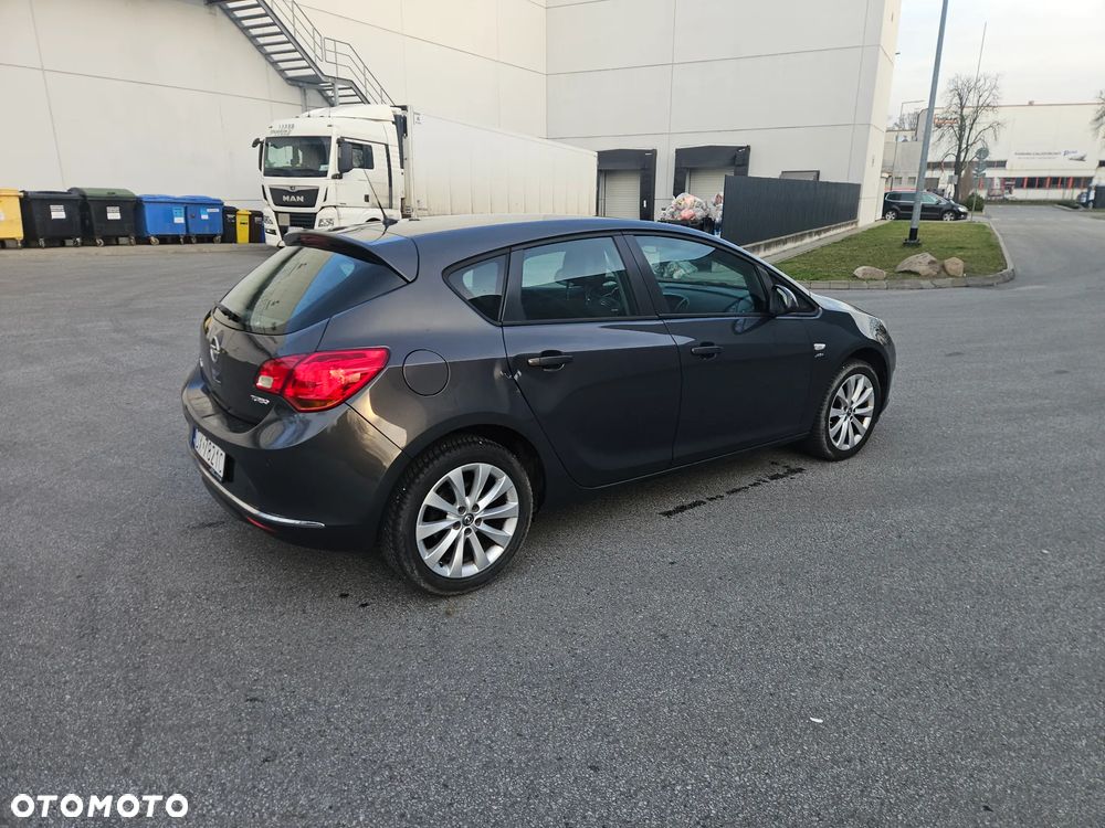 Opel Astra 1.4 Turbo Active - 11