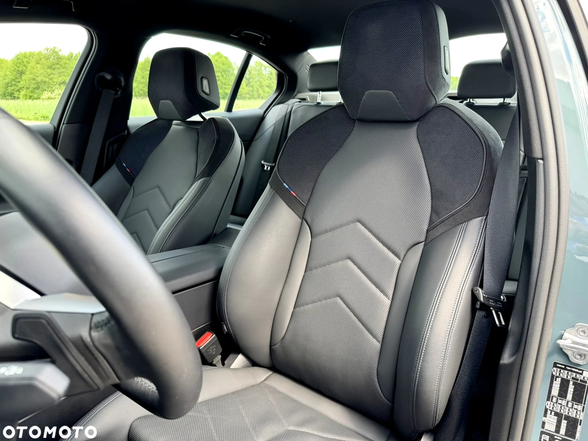 BMW Seria 5 - 12