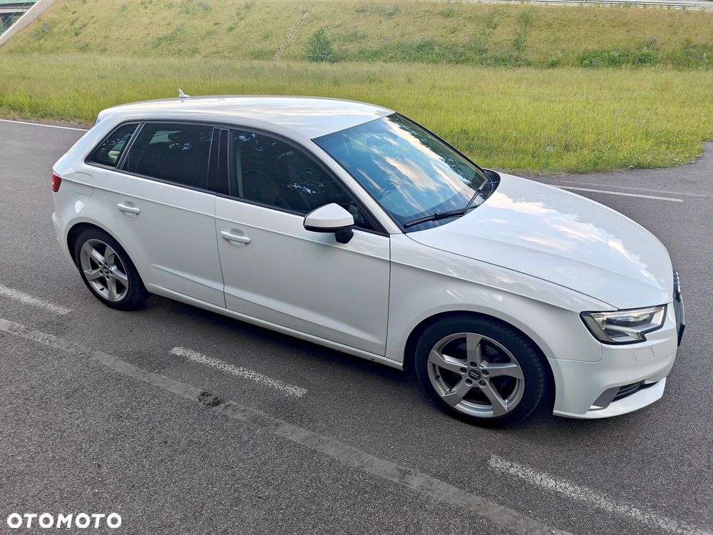 Audi A3 Sportback - 14