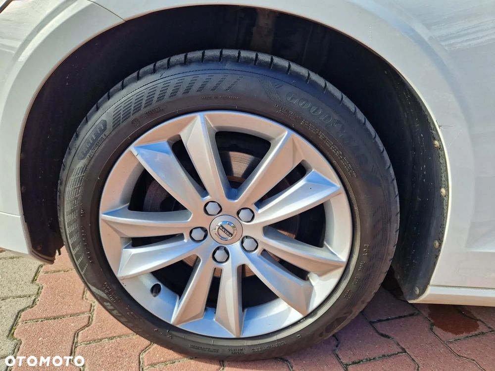 Volvo V60 D4 SCR AWD Momentum - 14