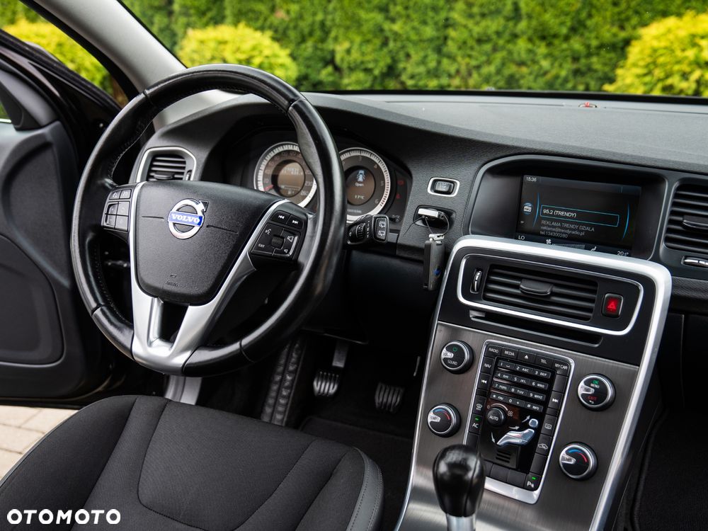 Volvo V60 D4 Business Edition - 29