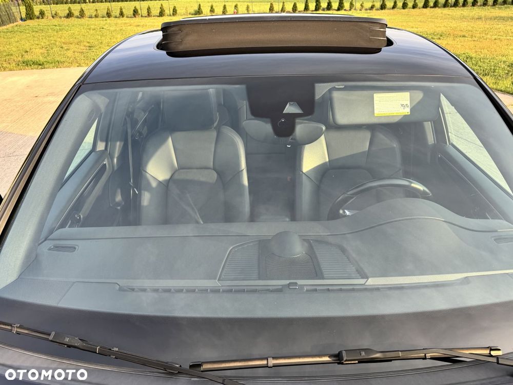 Porsche Macan Standard - 25