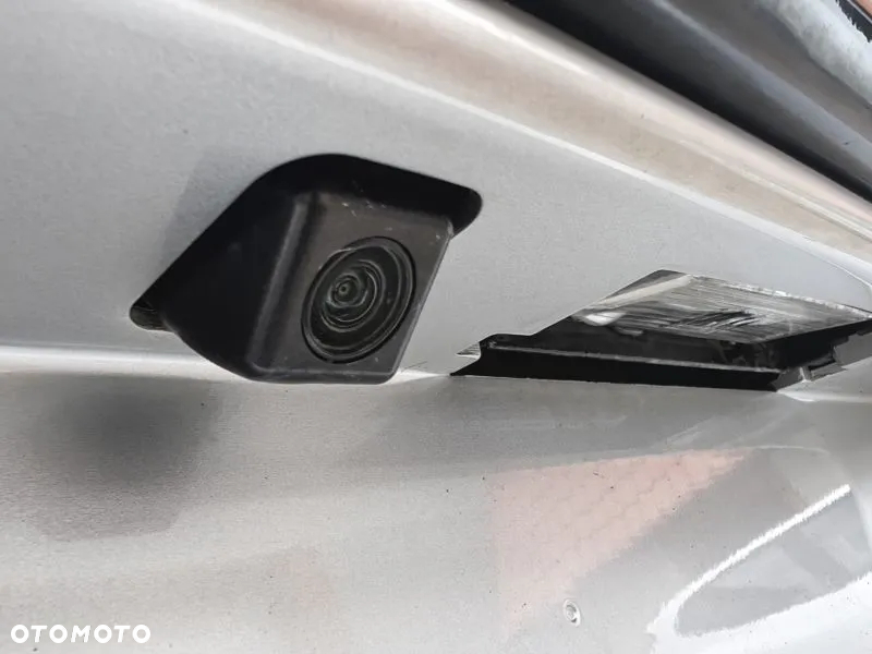 Toyota Aygo x.shift x-play connect - 12