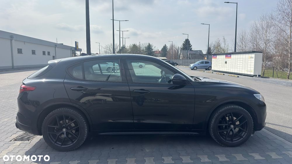 Alfa Romeo Stelvio 2.0 Turbo Veloce Q4 - 8