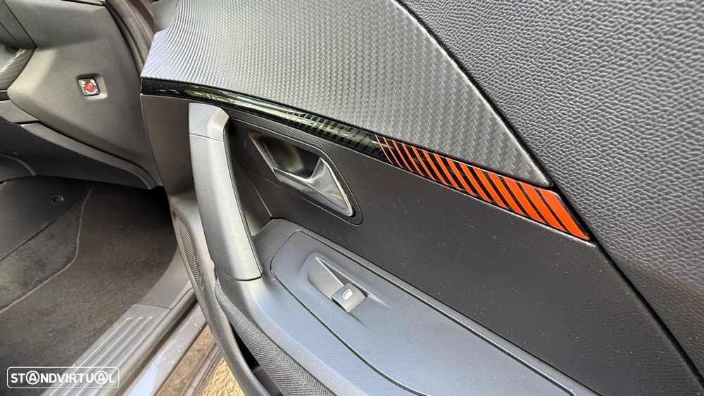 Peugeot 2008 PureTech 100 Active - 42