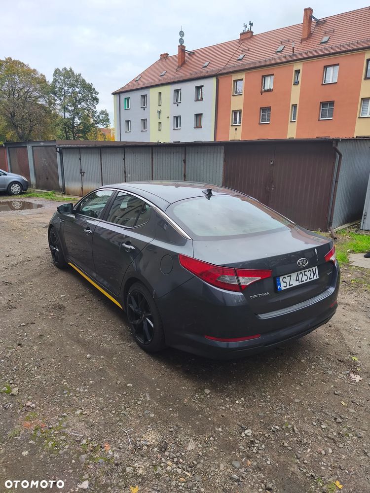 Kia Optima - 5