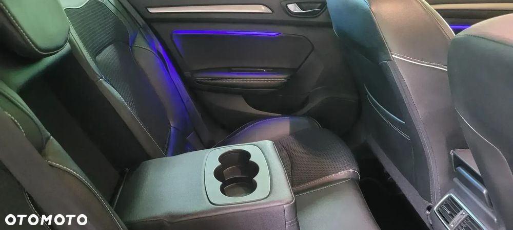 Renault Megane ENERGY TCe 130 BOSE EDITION - 25