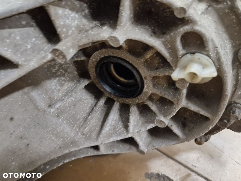 NISSAN JUKE F15 I 1 LIFT 1.2 DIG-T SKRZYNIA BIEGÓW MANUAL 6B TL4143 - 8