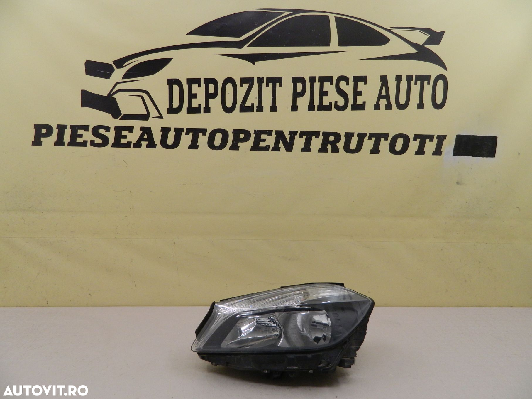 Far stanga Mercedes A-Class W176 Halogen, 2012, 2013, 2014, 2015, 2016, cod origne A1768203861KZ. - 2