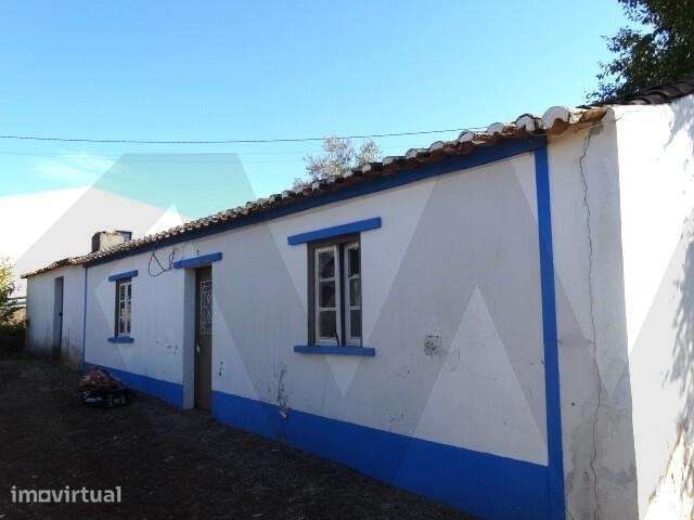 Moradia térrea T2 para recuperar - Garvão (Ourique) - Grande imagem: 2/26