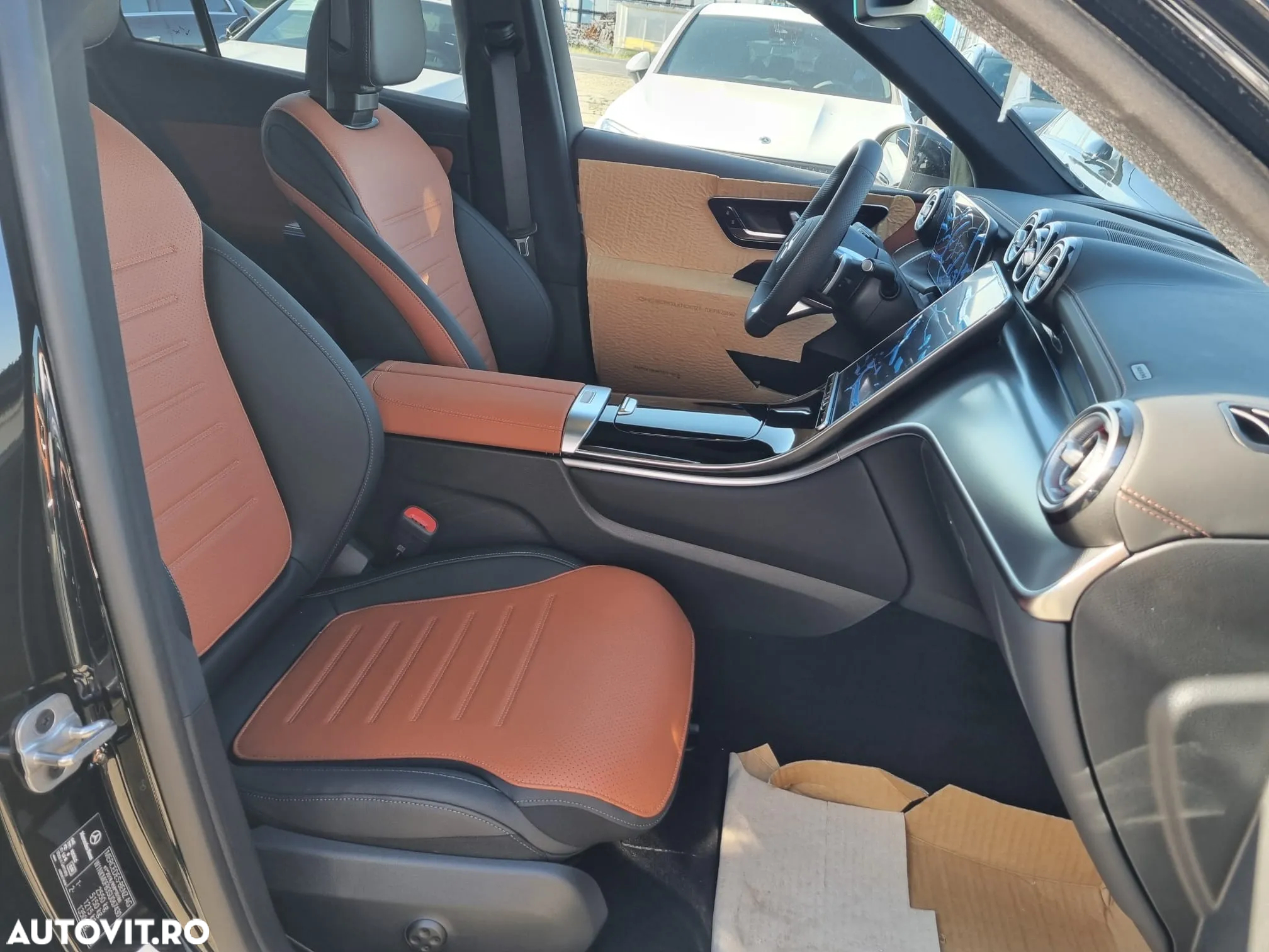 Mercedes-Benz GLC 220 d 4MATIC MHEV - 17