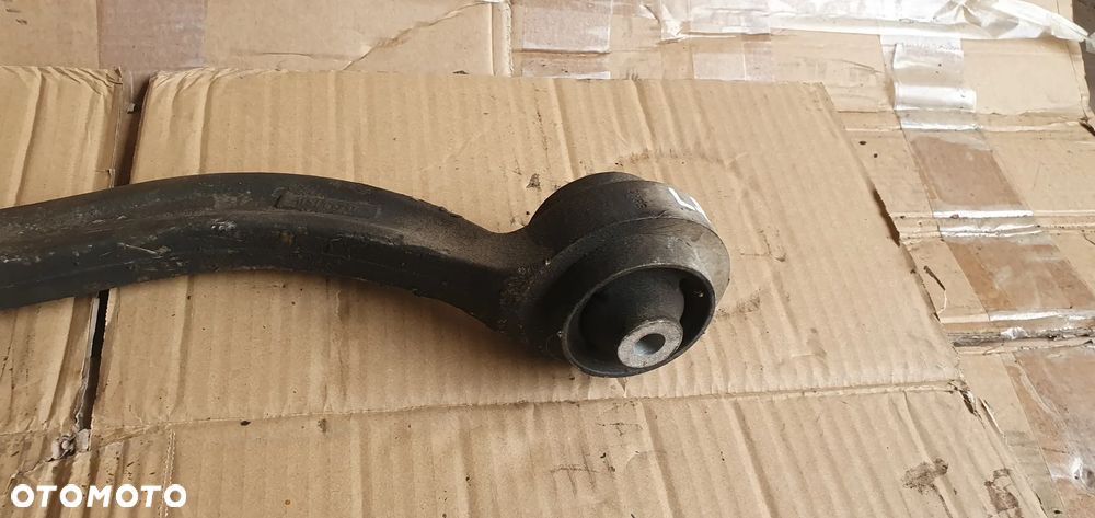 Wahacz lewy przód przedni Audi A4 B7 8E0407695E - 4