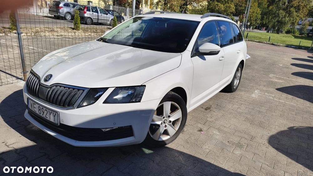 Skoda Octavia 1.6 TDI Ambition - 6