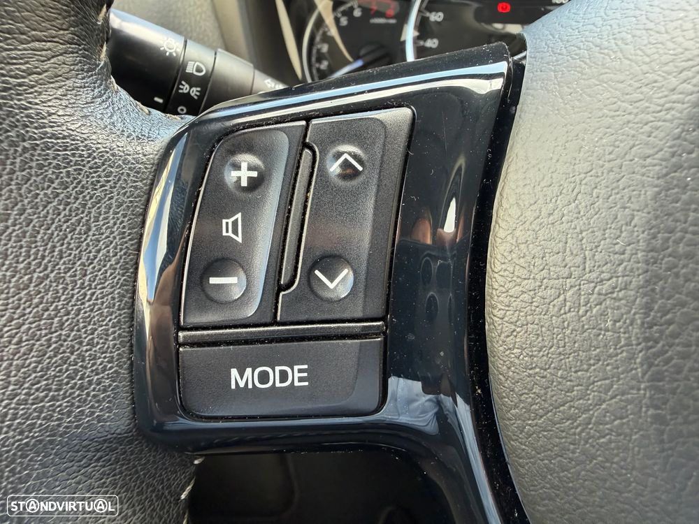 Toyota Yaris 1.0 VVT-i Comfort Plus - 19