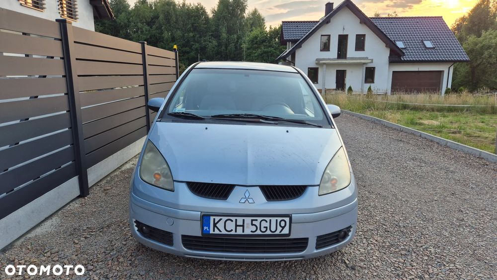 Mitsubishi Colt - 4