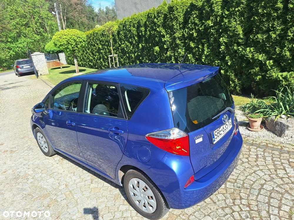 Toyota Verso S 1.33 VVT-i Cool - 28