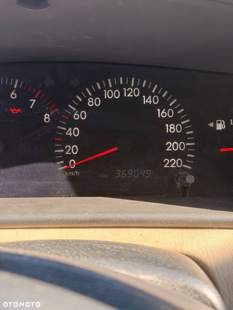 Toyota Corolla - 8