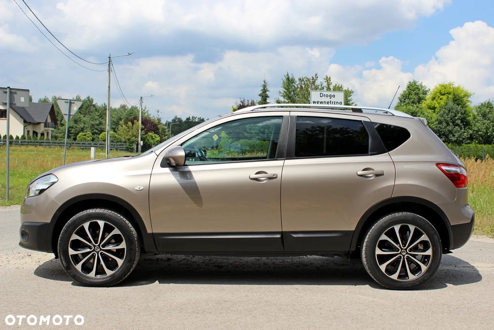 Nissan Qashqai 2.0 360 - 9