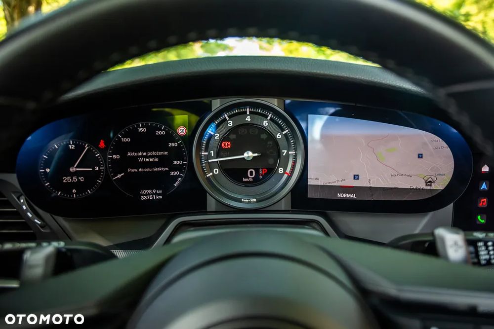 Porsche 911 Carrera S PDK - 28