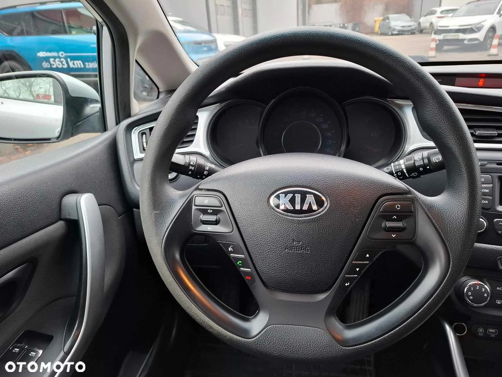 Kia Ceed Cee'd 1.4 CRDi S - 13