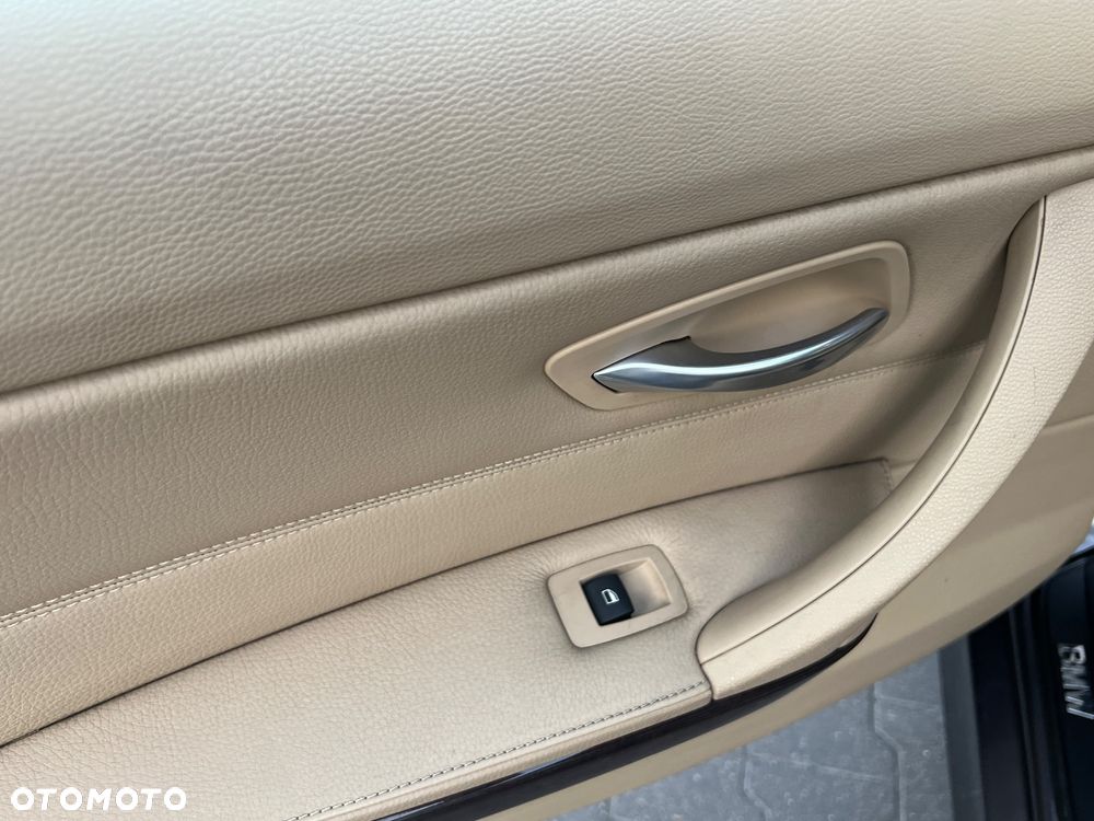 BMW Seria 3 - 18