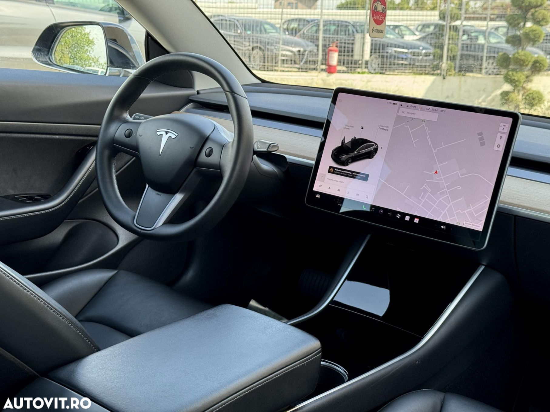 Tesla Model 3 Standard Reichweite Plus Hinterradantrieb - 8