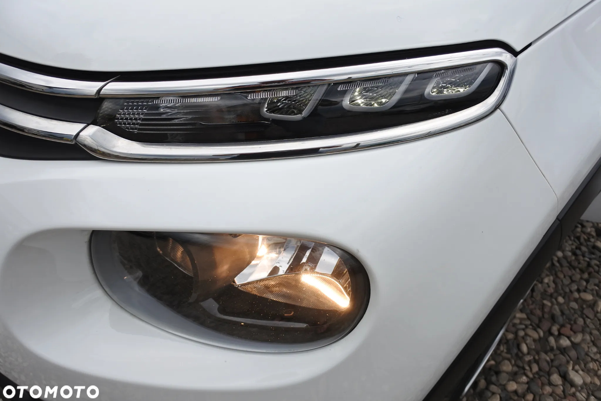 Citroën C3 1.2 PureTech Shine - 20