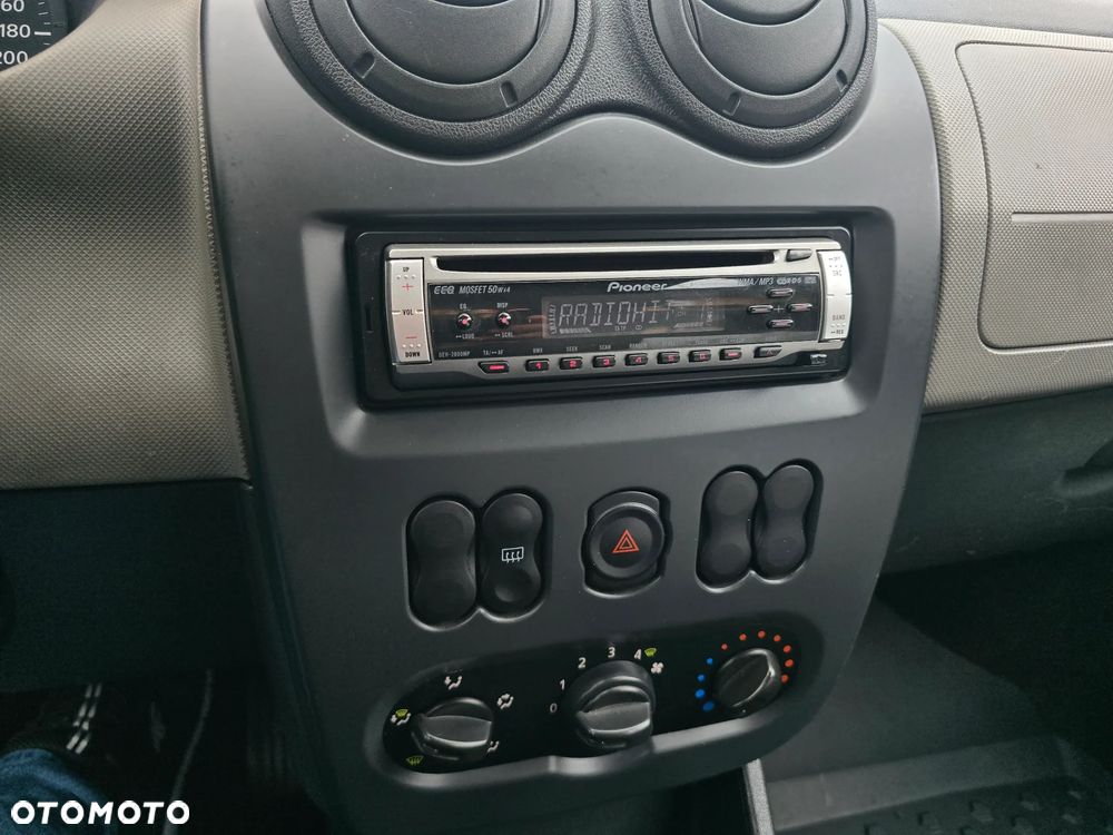Dacia Sandero - 15