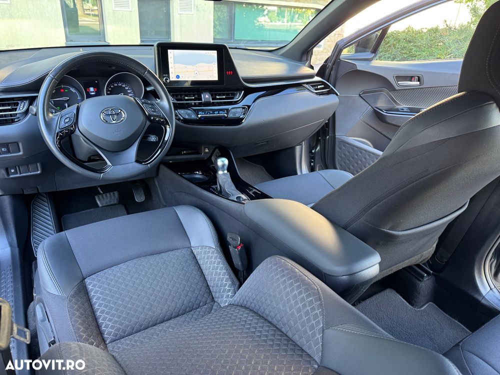 Toyota C-HR 1.8 HSD 122 CP 4x2 CVT C-ult Style bi-tone - 27