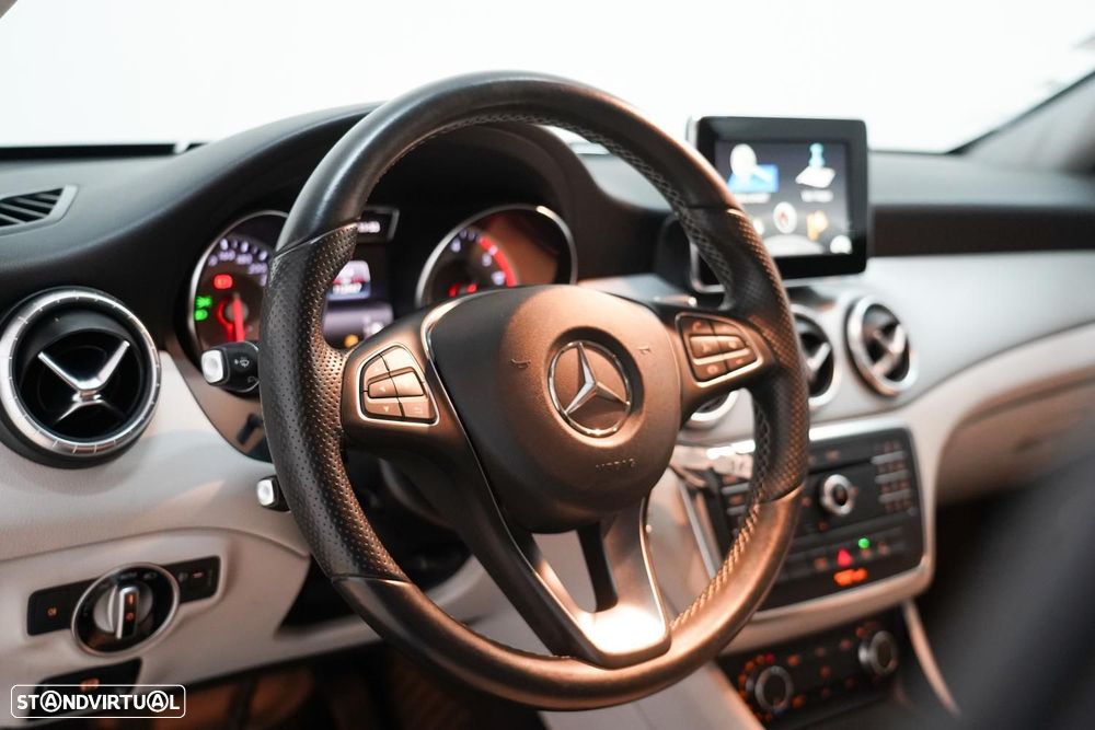 Mercedes-Benz CLA 220 d Shooting Brake Urban Aut. - 9