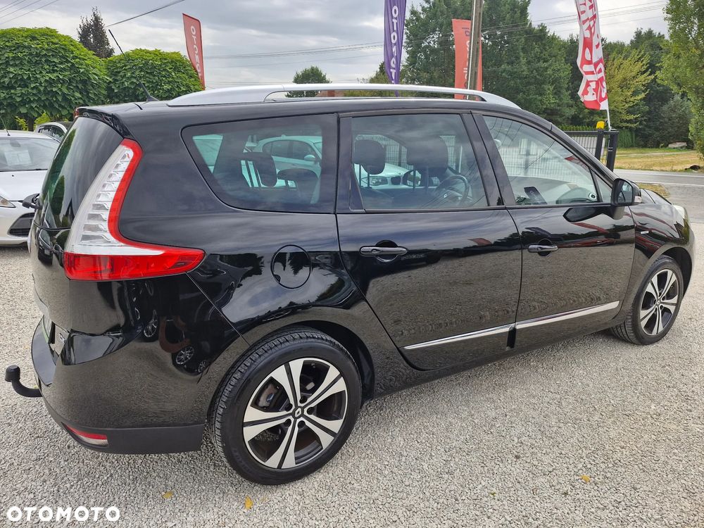 Renault Grand Scenic ENERGY TCe 130 BOSE EDITION - 10