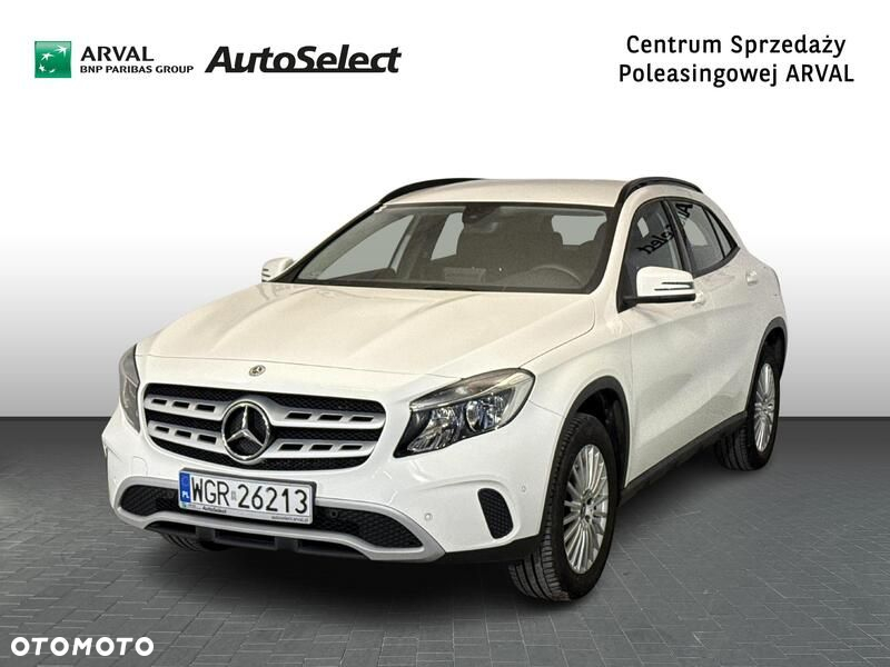 Mercedes-Benz GLA - 2