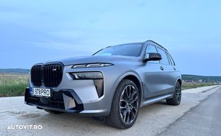 BMW X7 M60i xDrive AT MHEV