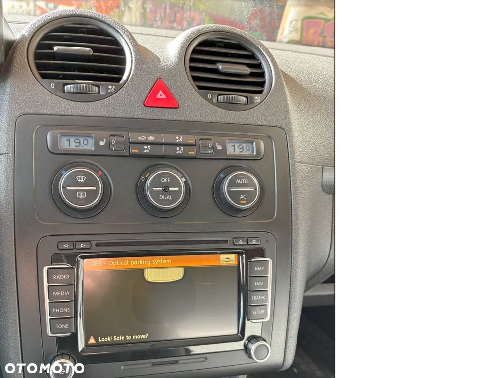 Volkswagen Caddy - 23