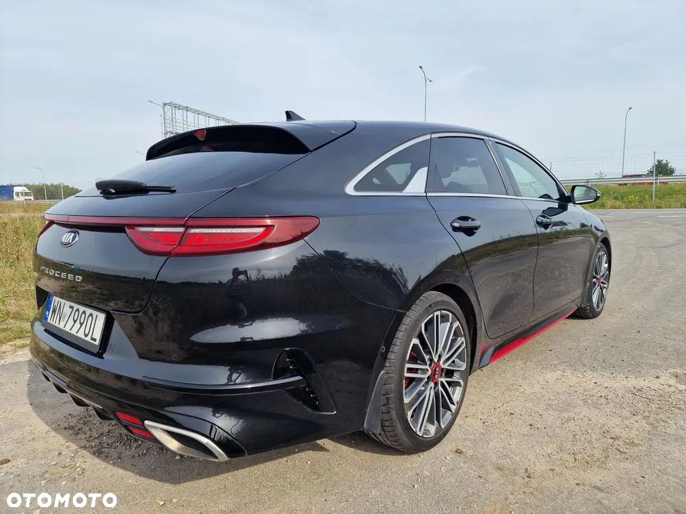 Kia ProCeed 1.6 T-GDI GT DCT - 9