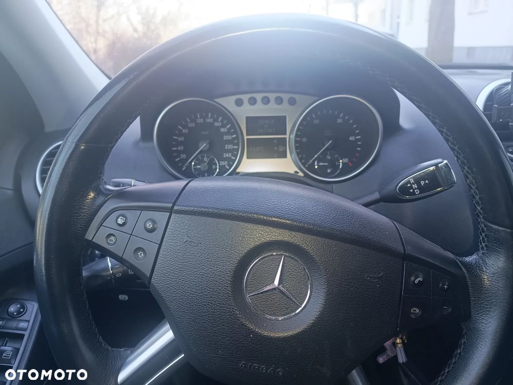 Mercedes-Benz ML 320 CDI 4Matic 7G-TRONIC - 11