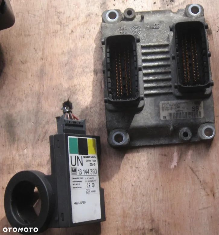 sterownik silnika zestaw startowy OPEL CORSA C 1.2 16V 55352622 - 5