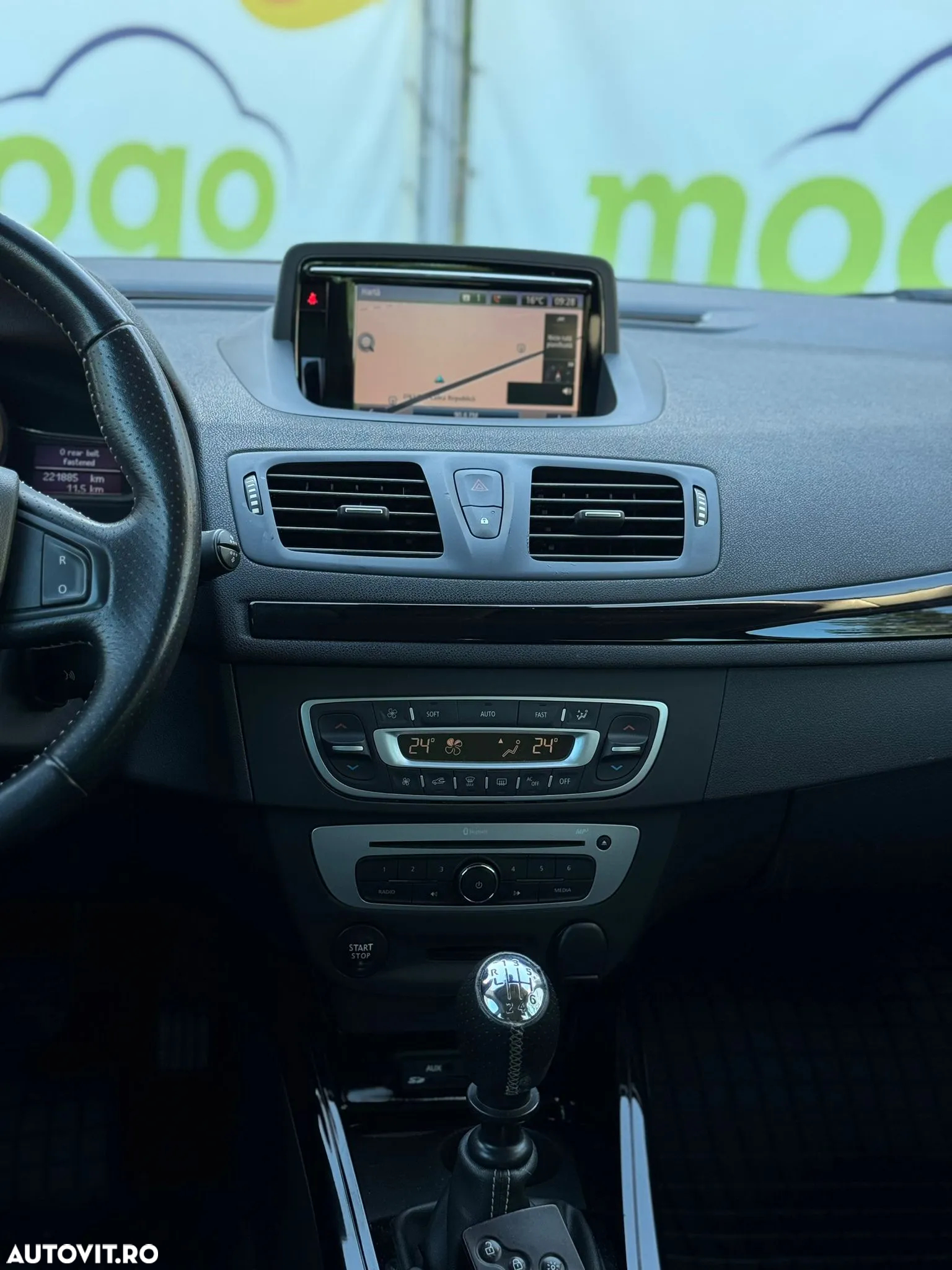 Renault Megane ENERGY dCi 130 BOSE EDITION - 32