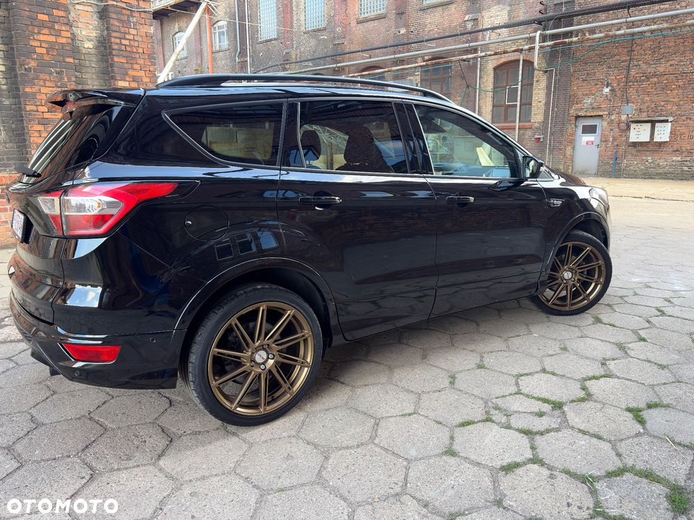 Ford Kuga 1.5 EcoBoost 2x4 ST-Line - 3